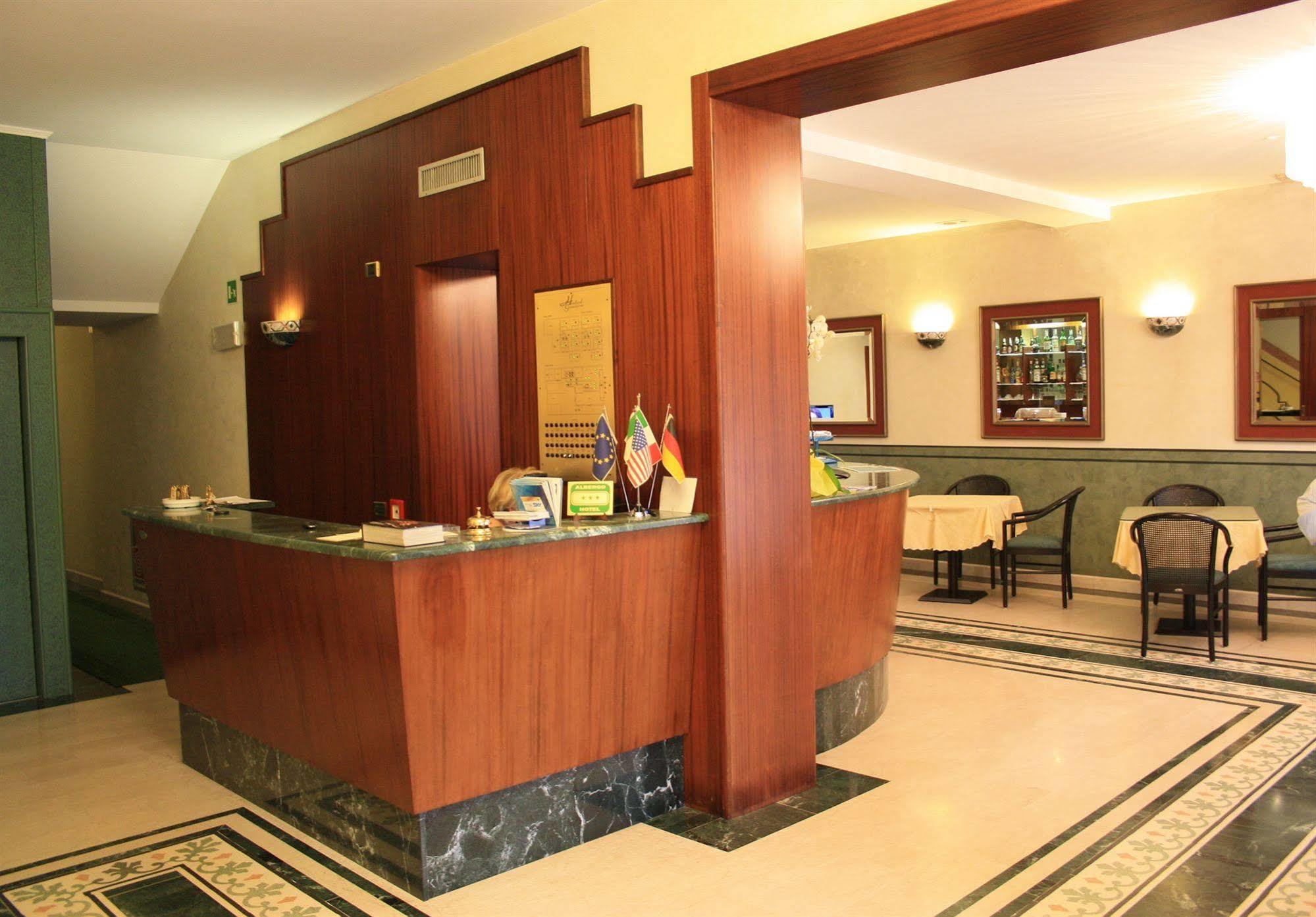 Hotel Gambara Exterior photo